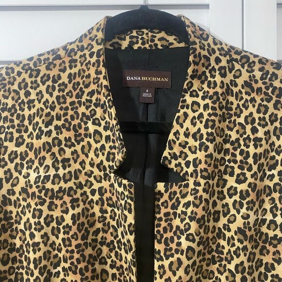 Leopard Print Blazer - Picture 2 of 10